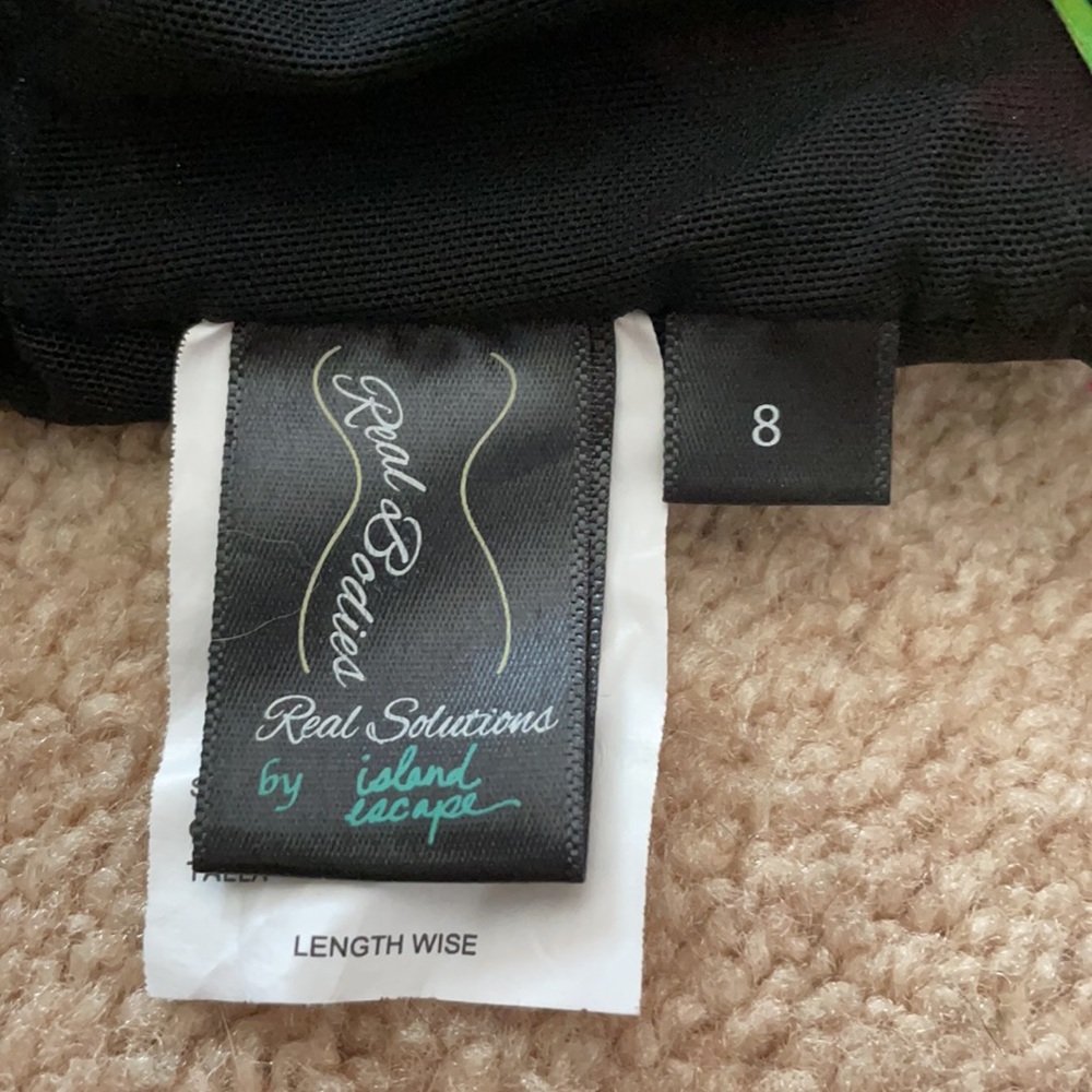 Real Solutions NWOT by Island Escape Tankini Top - Picture 7 of 8